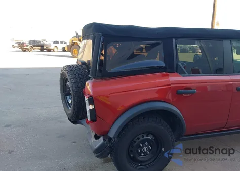 2023 Ford Bronco Black Diamond из США, поврежденный, VIN 1FMDE5BH1PLB27668